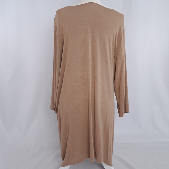 Logo Layers Scoopneck Tunic Top - Picture 4 of 8